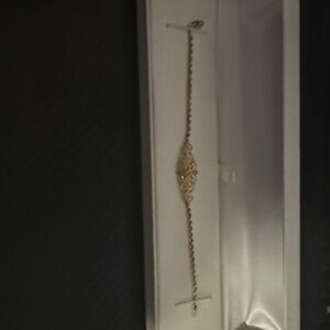 Elegant Gold Bracelet